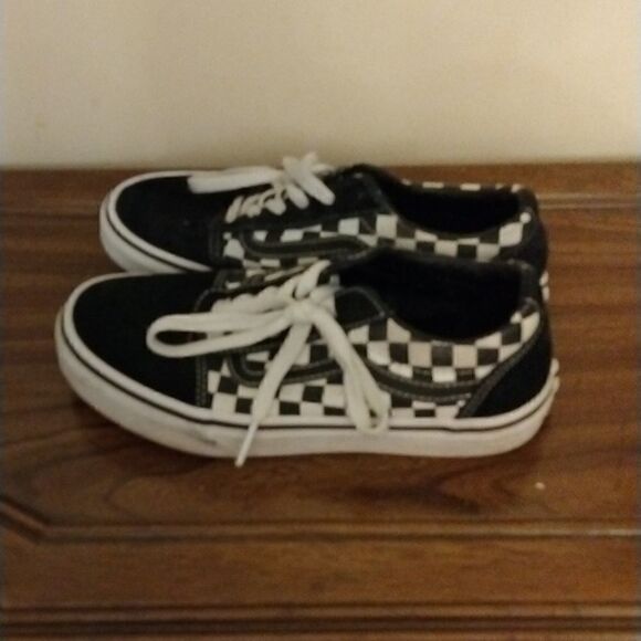 Vans    - Picture 3 of 6